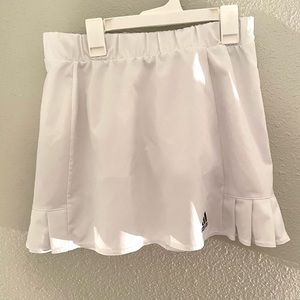 Adidas tennis skirt!